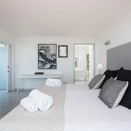 Torre Real ,panoramic Views Sea Mountain And Golf Apartment *
